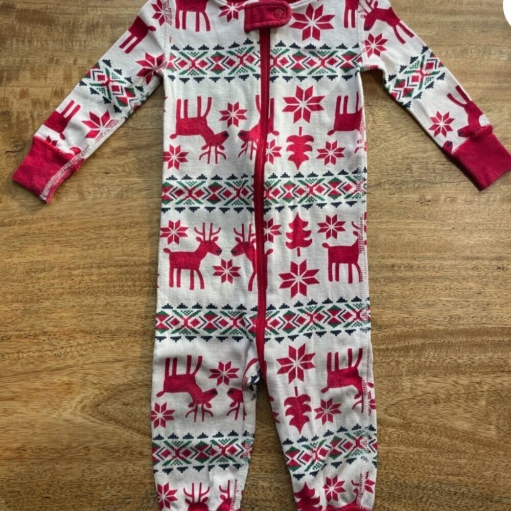Hanna Andersson Red and White Kids Pajamas Reindeer Christmas Size 12-18 months